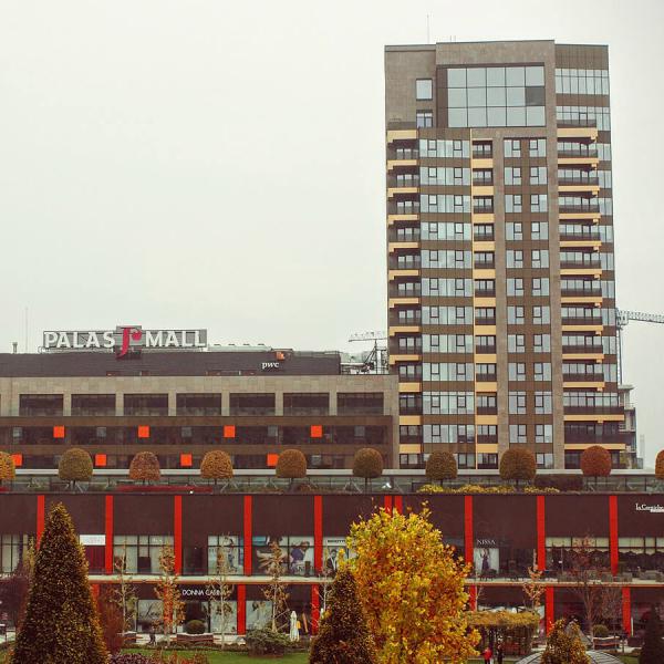 Shopping Mall